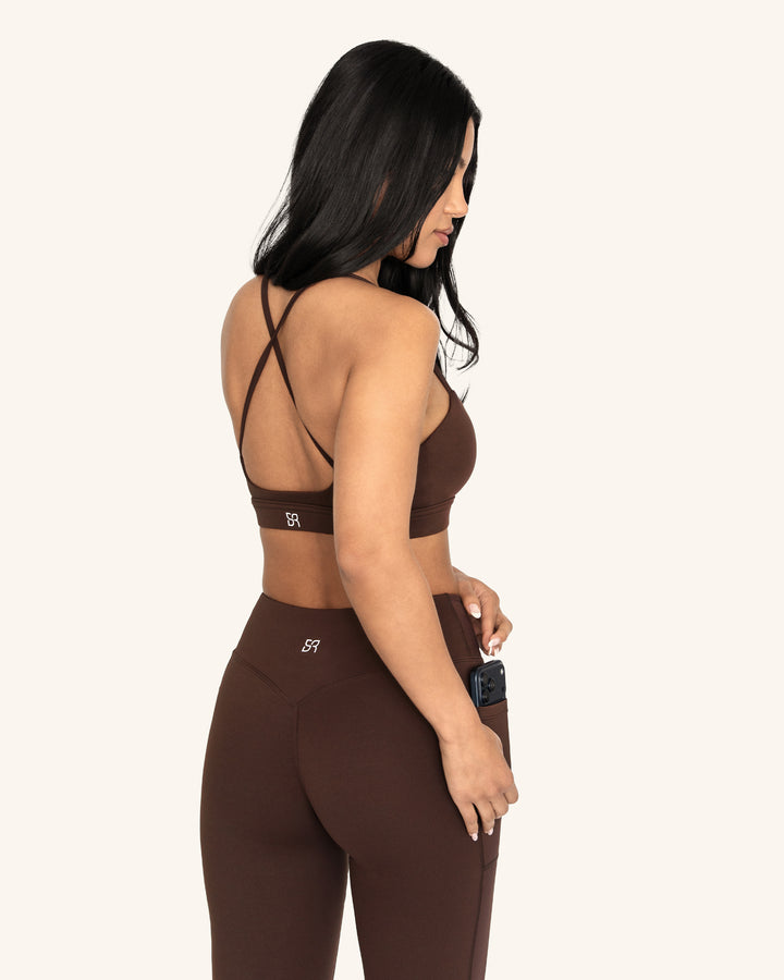 front | grounded cocoa