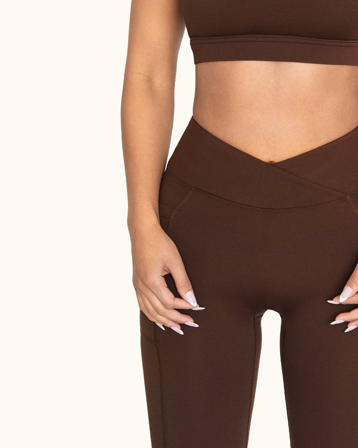 front | grounded cocoa