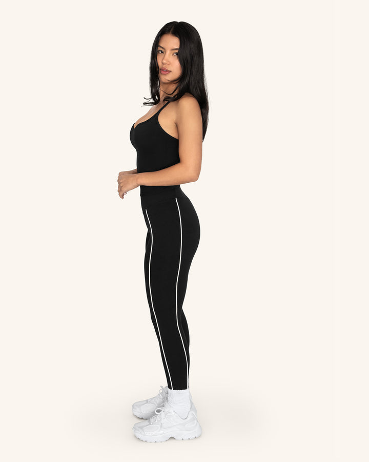 front | ritual black