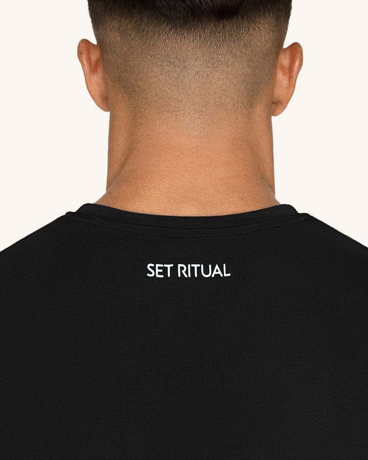 front | ritual black