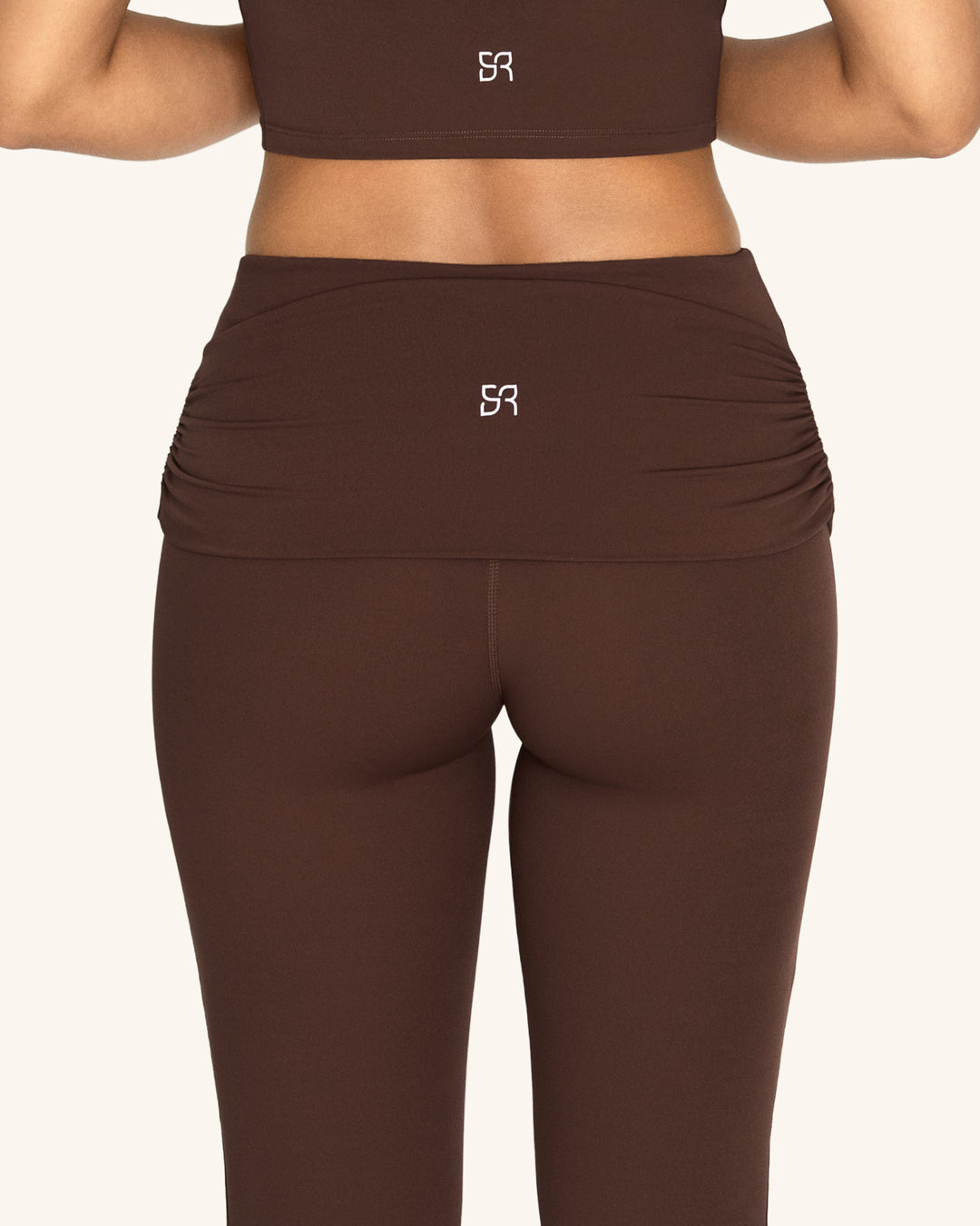 Front | Grounded Cocoa